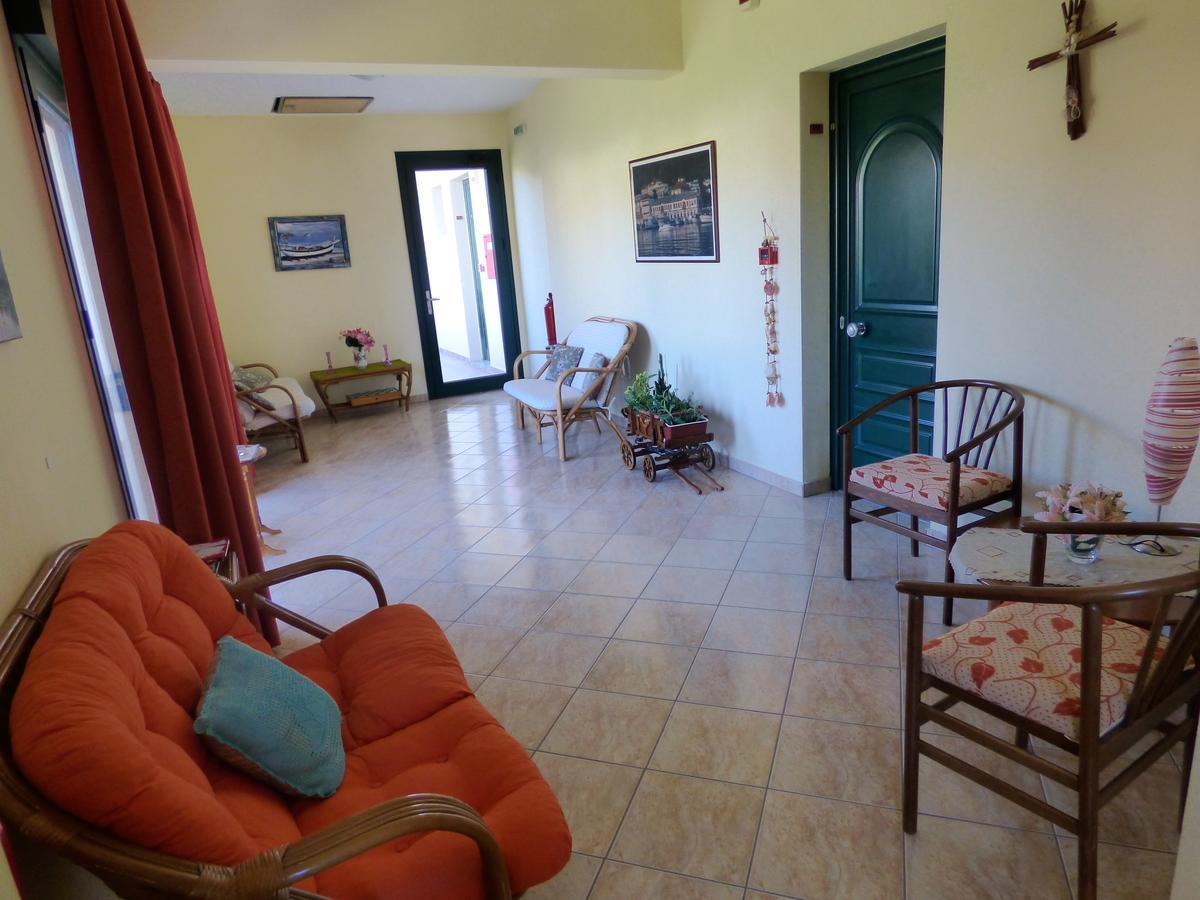 Dolphins Apartments & Rooms Limenas  Ngoại thất bức ảnh