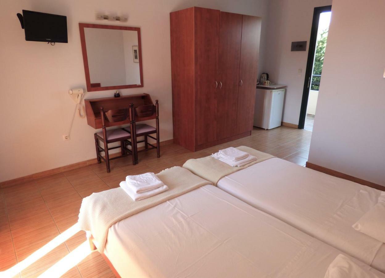 Dolphins Apartments & Rooms Limenas  Ngoại thất bức ảnh